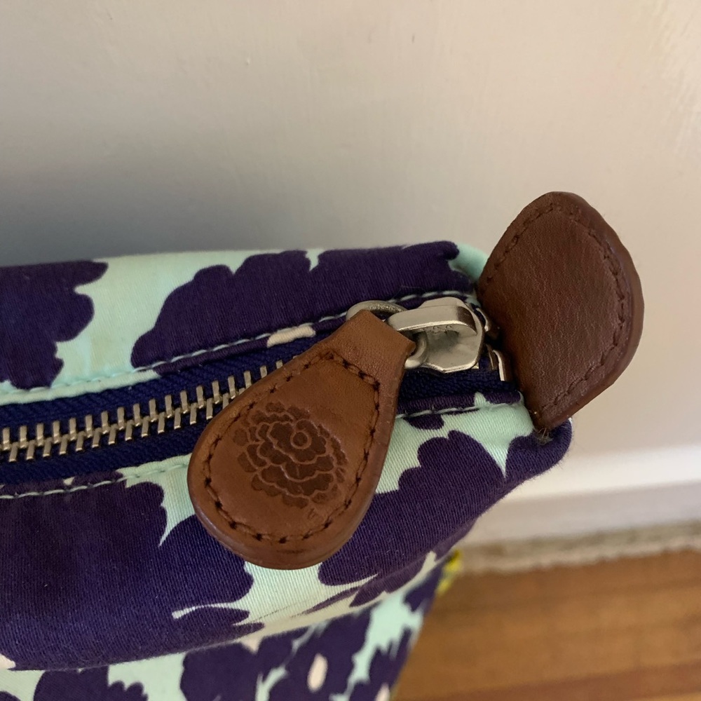 Weekender Bag - Picture 4 of 13